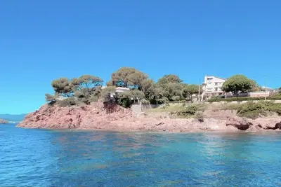 Image de Villa provençale Saint-Raphaël - Piscine, Vue Mer & Clim -