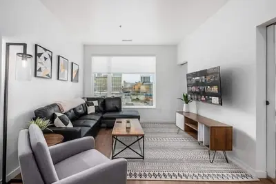 Image de Perfect Central Location - Fast Wifi - Comfy Beds