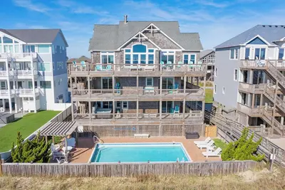 Image de Premier Oceanfront w/ Private Pool, Hot Tub, Elevator, Private Walk to Beach
