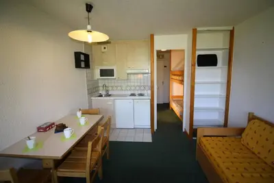 Image de À 150m des remontées, 5ème étage, balcon, télévision, casier à ski, 21m², Tignes