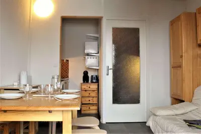 Image de Centre station, 2ème étage, balcon, télévision, casier à ski, 20m², Risoul