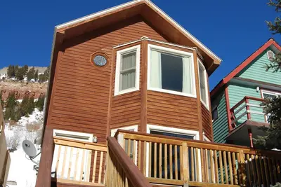 Image de Affordable, Sunnyside, in Town, Family Friendly Home