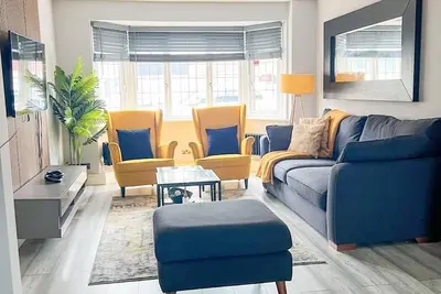Image de Beautiful 3 Bedroom House in a fully residential area