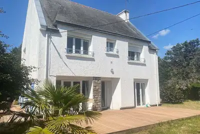 Image de Spacious and bright house with enclosed garden near the beaches