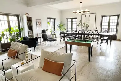 Image de Charming Villa between Lisbon and the Beach, with headed pool!