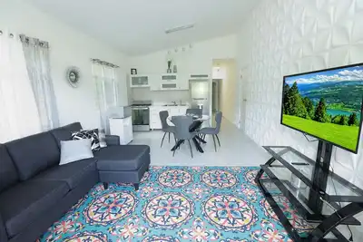 Image de Quiques Town House A1 - 2br/1br Apartment