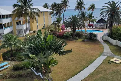 Image de Oceanfront Oasis;  Fun family retreat, with private pool, snorkeling steps away.