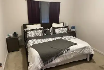 Image de 3 bedroom condo. Masters ready