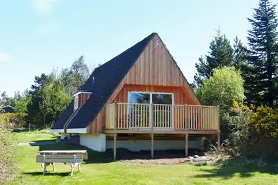 Image de Lodge 4 - No Pets - Aultbea Lodges - Woodland and Sea Views of Loch Ewe