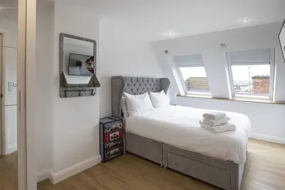 Image de Serviced Penthouse Apartment in Old Town Swindon