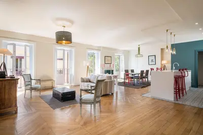 Image de Sable - Magnifique appartement rénové dernier étage