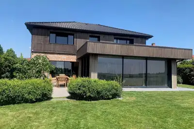 Image de Prox Lille, Villa moderne lumineuse, piscine int, home cine