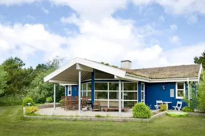 Image de Beautiful and spacious vacation home in Blokhus