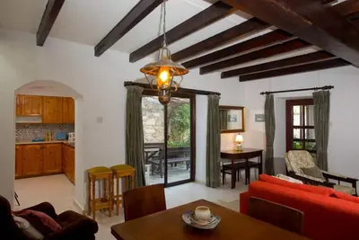 Image de Old Olive Mill House