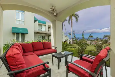 Image de Palms at Wailea 1405! Great Location with Ocean Views!