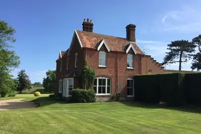 Image de Bodham House - Six Chambres Maison, Couchages 12