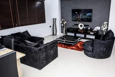 Image de High End Newly Refurbished 6th Floor Apartment