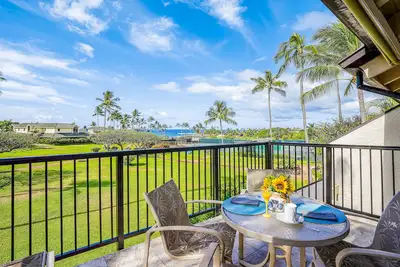 Image de Top-floor ocean-view condo - lanais, 2 pools, hot tub, walk to Brennecke’s Beach