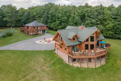 Image de Dog Friendly Luxury Estate w/ Fire Pit, Hot Tubs & Dock
