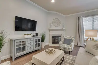 Image de Near Denton, Flower Mound and Highland Village 3 Br!