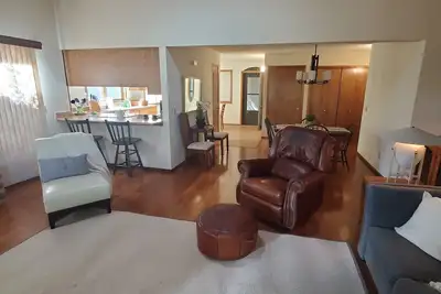 Image de Continental Country Club L:iving. Quiet Street Next door to Wyndham