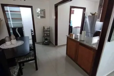 Image de Comfortable, spacious, ocean view and close to everything.