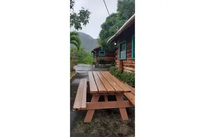 Image de Log Cabin in Anse La Raye