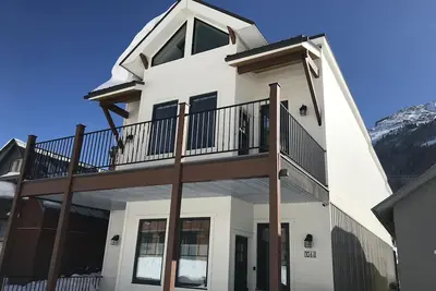 Image de Two apartments in one house