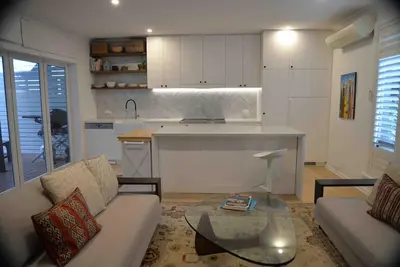 Image de Renovated duplex cottage in delightful Avalon Beach