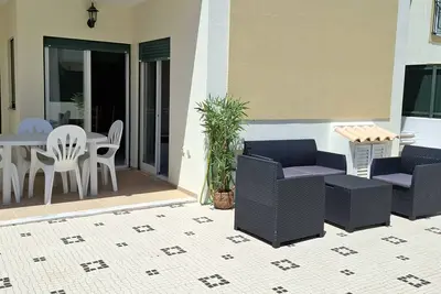 Image de T2 Estrela Mar terraço, Bbq e Wifi, a 500m praia
