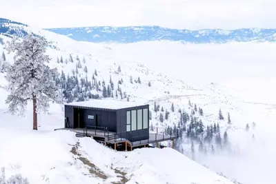 Image de Experience the feeling of being on top of the world in this breathtaking retreat