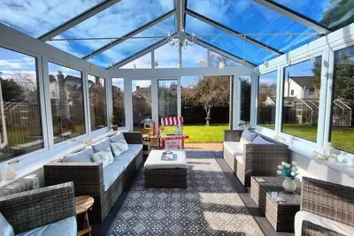 Image de Birdsong Mansion sleeps 12 Twyford Winchester