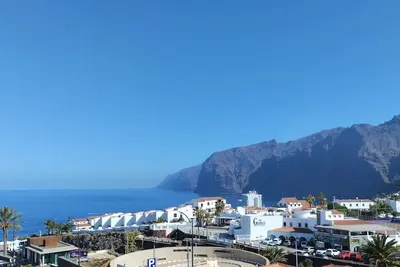 Image de Sea View central and with a lovely view!
