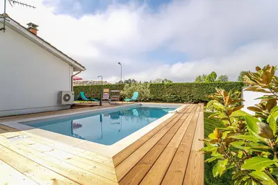 Image de Maison à Mimizan avec jardin et piscine privée pour 6 personnes