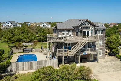 Image de Just A Fluke: Private Pool, Hot Tub, 950 Ft to Beach Access