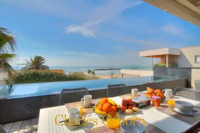 Villa Carrare, villa d'architecte à 50m des plages