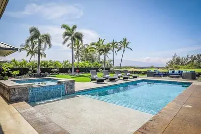 Image de Luxe Golf Estate w/ Hilton Pool passes - Sleeps 10
