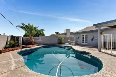 Image de Casa Azul - Pool, Asu, Mill Ave, Sky Harbor, Old Town