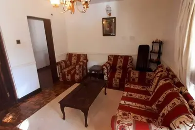 Image de Romantic villa with private balcony — 5 min from village market!