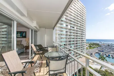 Image de Amazing Ocean View 2br\/2ba Apartment At Ilikai