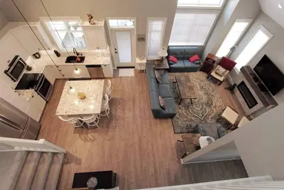 Image de Steps to the Beach! Stunning 3-Bedroom Vacation Home in Prime Location