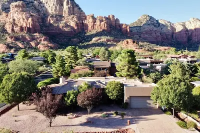 Image de Luxury Home-outdoor sauna, views and nearby trails