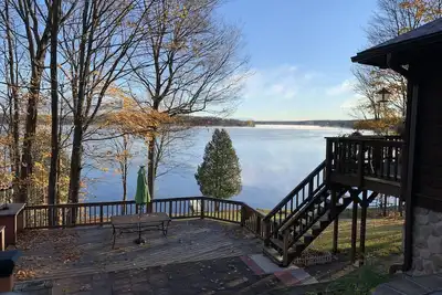 Image de Sunset Lake - Fireplace, Dock, Sauna, 4 Bath, Ski, Utv
