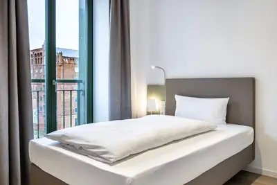 Image de High-quality 3-room apartment for 5 people located in the old harbor of Wismar