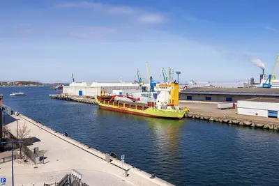 Image de Harbor apartment with balcony in a prime location with a great view of the Old Harbor -