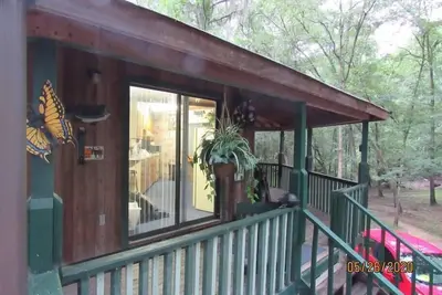 Image de Octagon Cabin on the Canoochee River