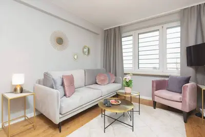Image de Salezego 6 | Studio in Warsaw | Near Bulwary