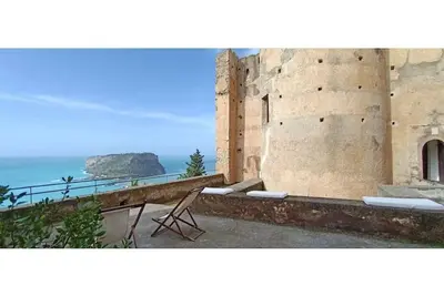 Image de Floresta Castle for 6 people sea view