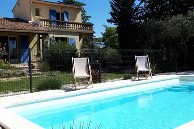 Image de Appartement neuf Clim, Terrasse et Piscine proche Uzès