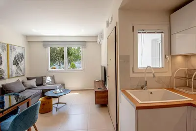 Luxury apartment Marine view